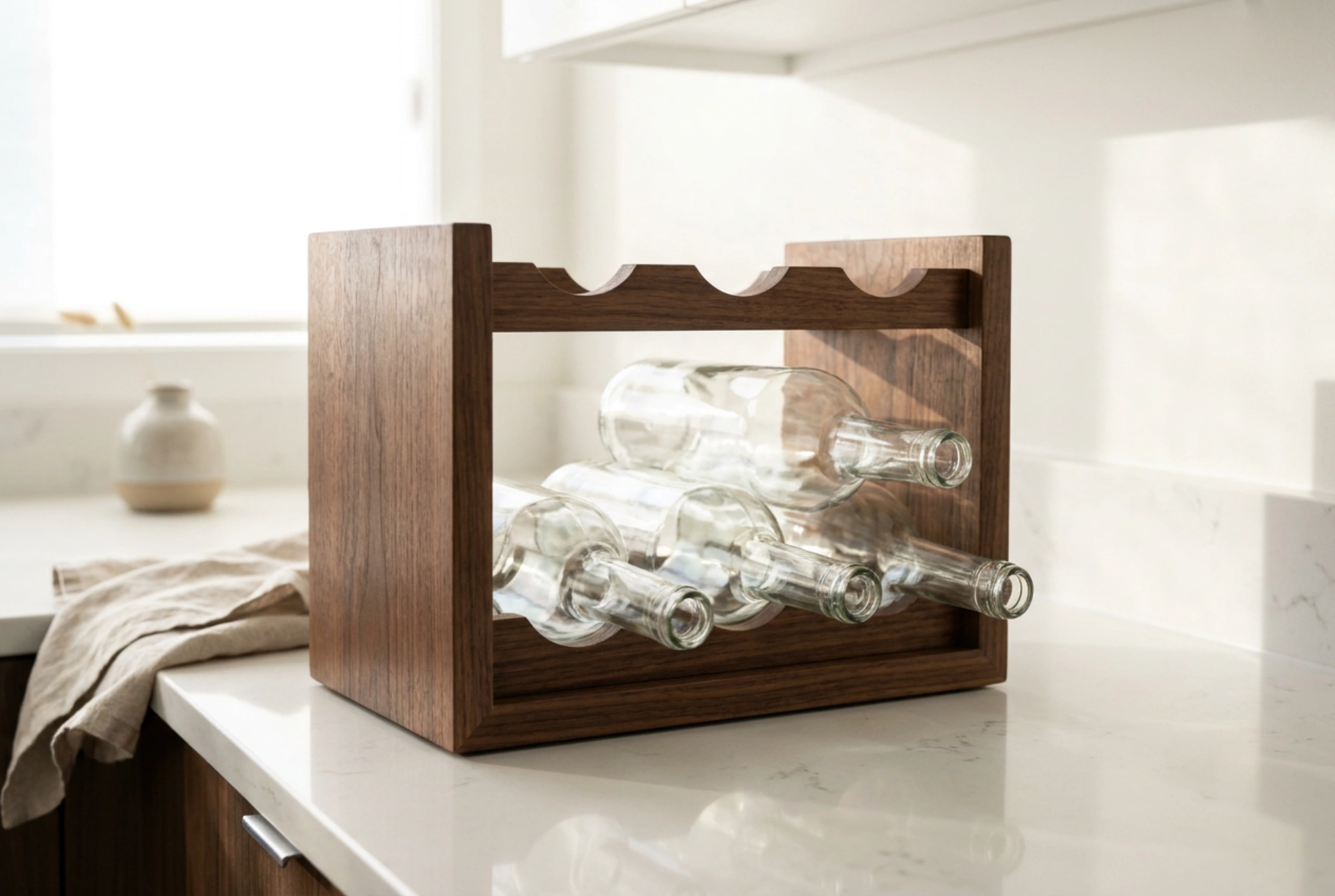 Wie Sie ein Weinregal aus Holz in Küche oder Speisekammer optimal platzieren